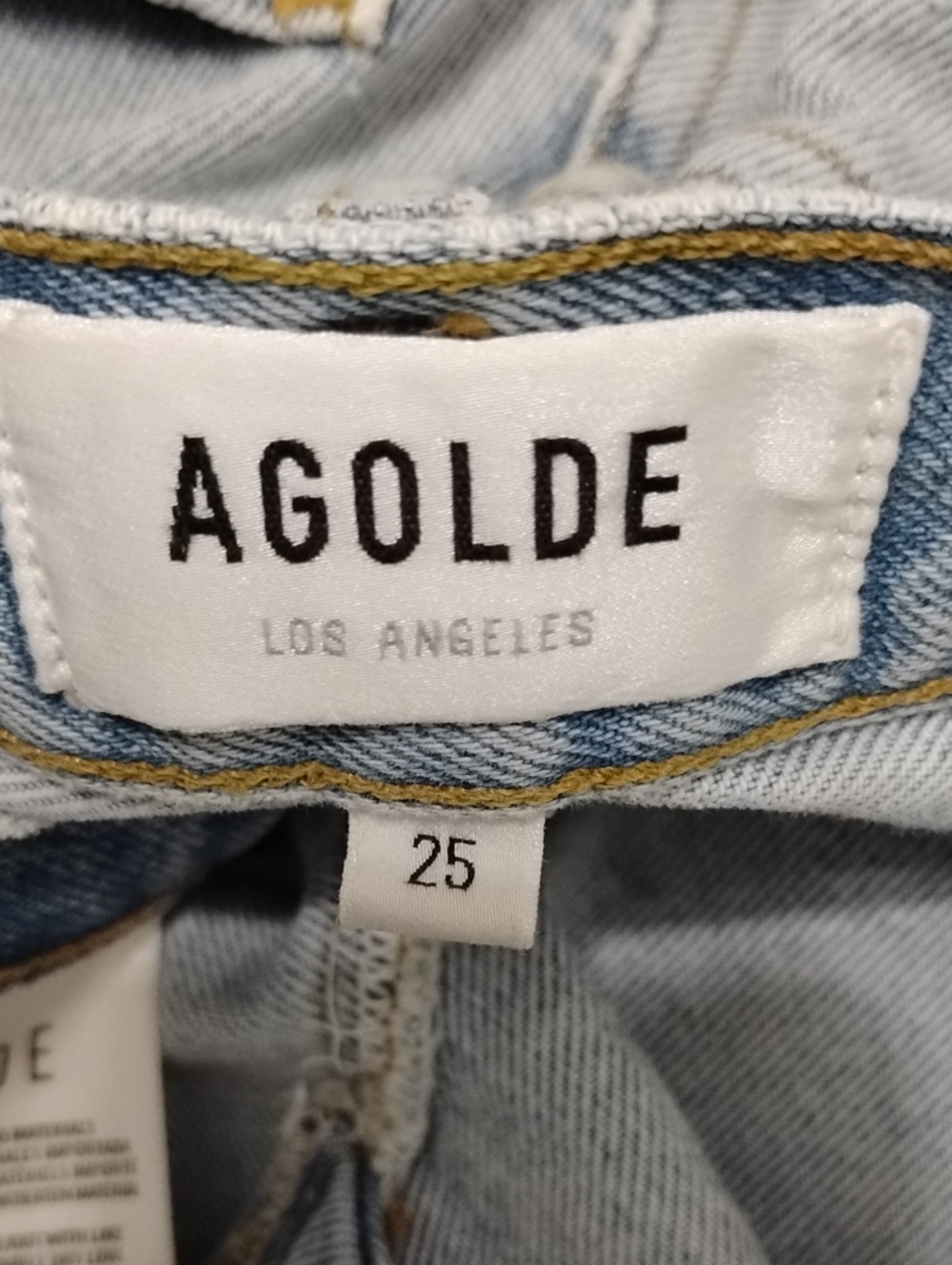 Agolde Riley High Rise Crop Jean W25 - Picture 9 of 10